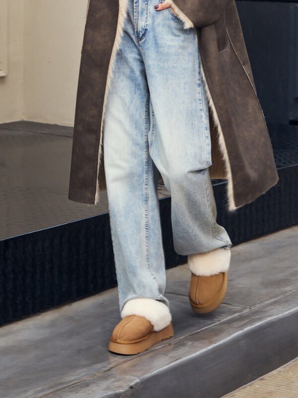 Thick Sole Fleecing Slippers Boots - Image 3