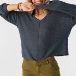 COTTON SLUB V-NECK SWEATER